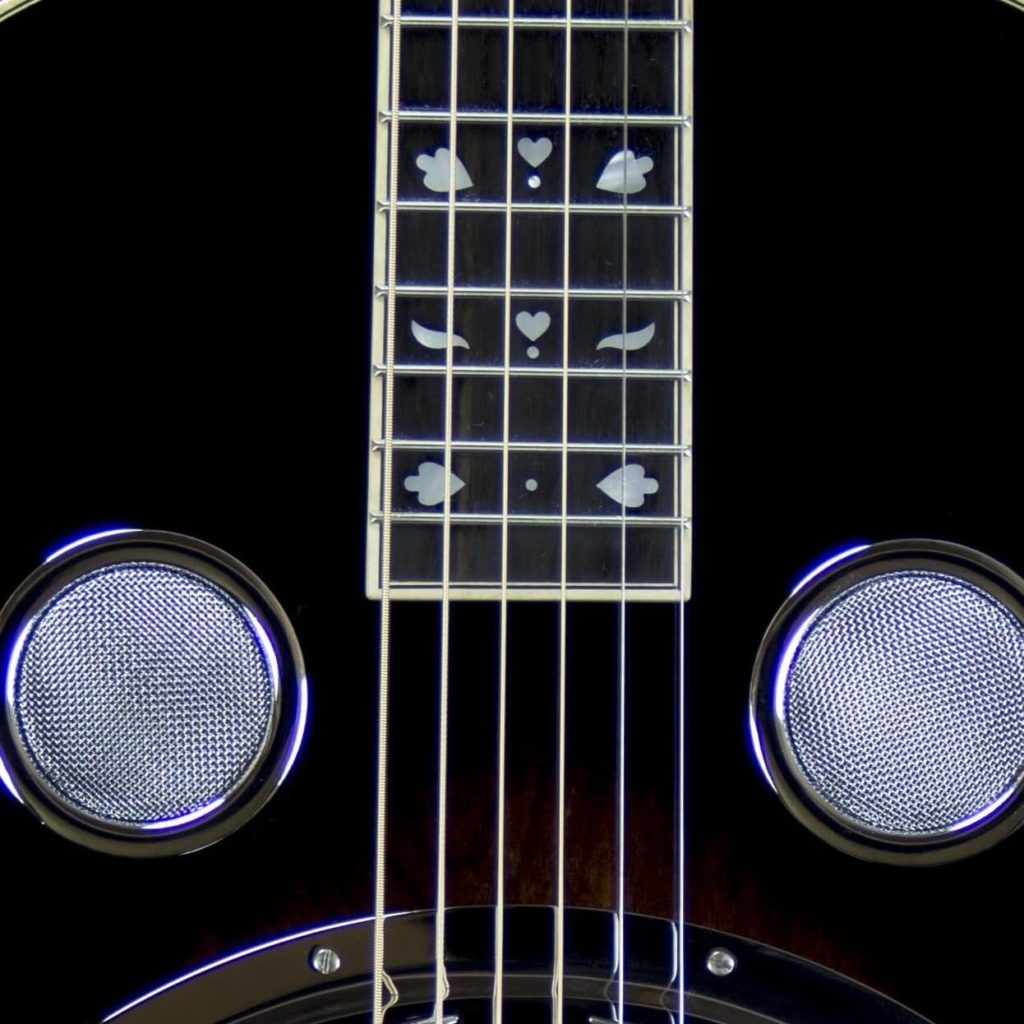 Beard MA-6 resonator guitar close up on fretboard inlay, Tobacco sunburst