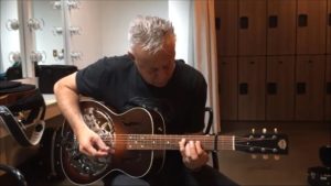 Tommy Emmanuel playing Deco Phonic resonator guitar